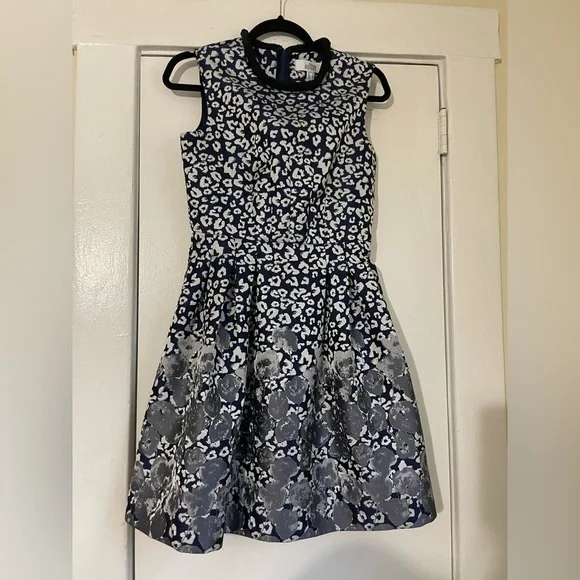 Belle Badgley Mischka Floral Pleated‎ Back Zipped Flare Dress size 4 - Picture 3 of 8